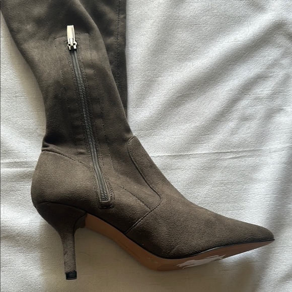 NWOT Vince Camuto Grey/Brown Heeled Boots with Pointed Toe - Picture 3 of 8
